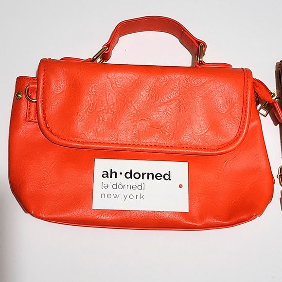 NWT Ahdorned Orange Purse. Comes with strap. 11 x 7 inches - Picture 2 of 6